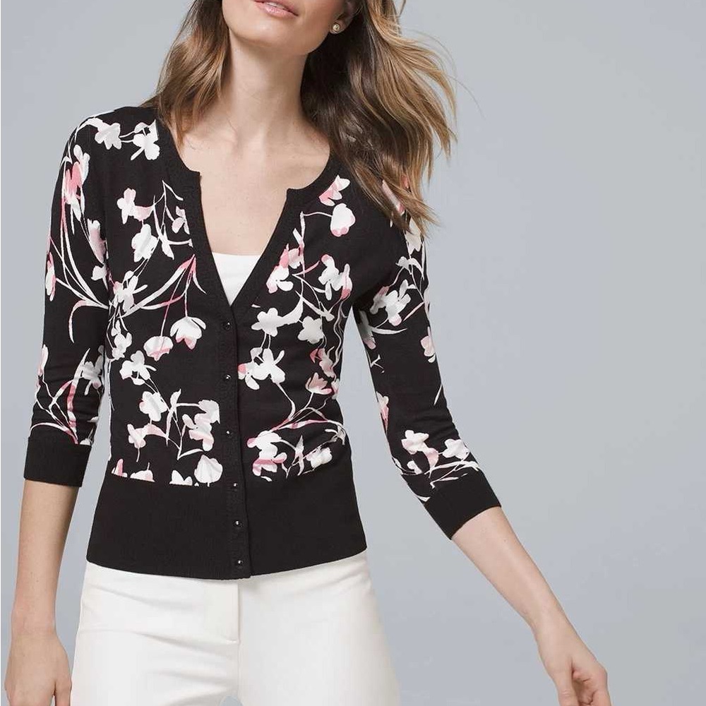 White House Black Market Floral light Sweater Cardigan Snaps, spring flower